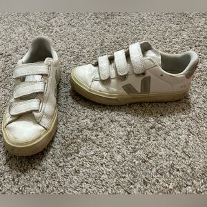 Veja ChromeFree Recife Sneakers Natural White Size 6 Women's Velcro Leather V